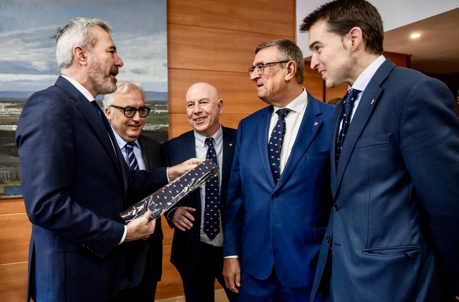 INTERPORC y Aragón fortalecen en Figan su colaboración en favor del porcino de capa blanca