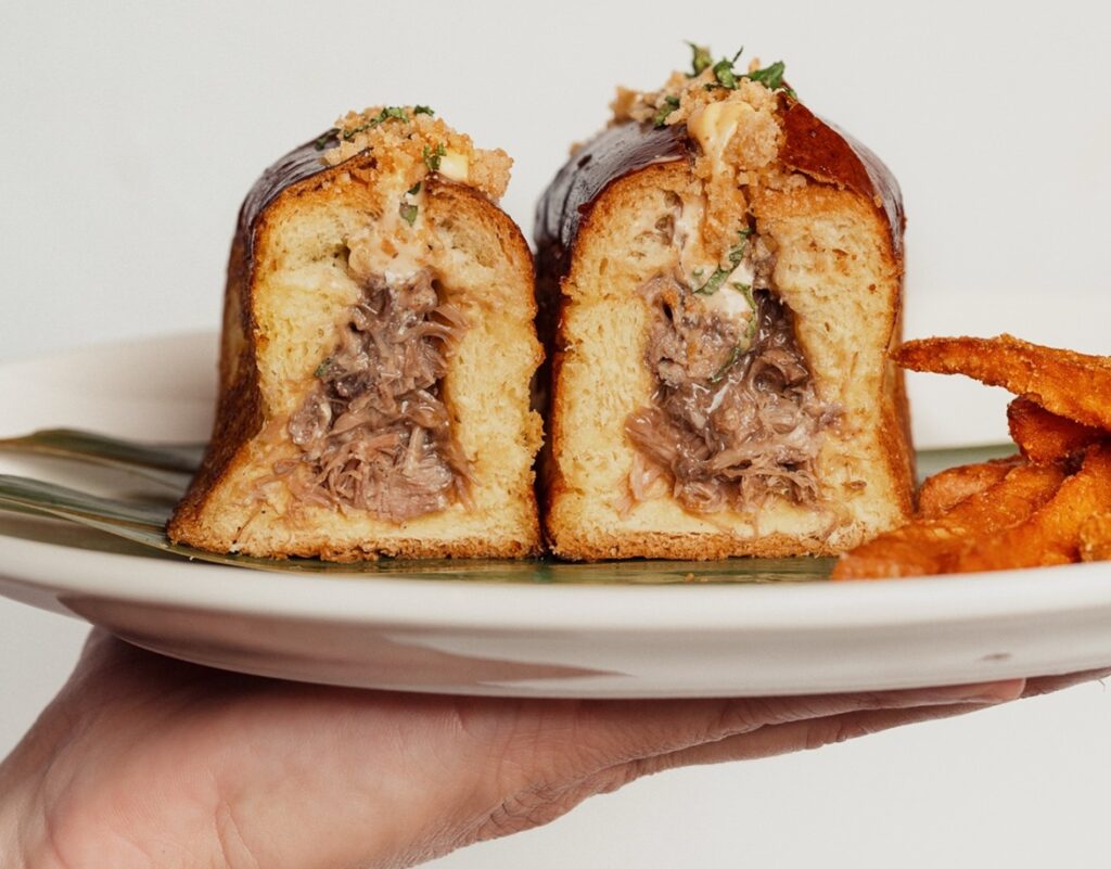 El bocadillo “Paquito” incorpora una nueva parada los restaurantes del Grupo Saona